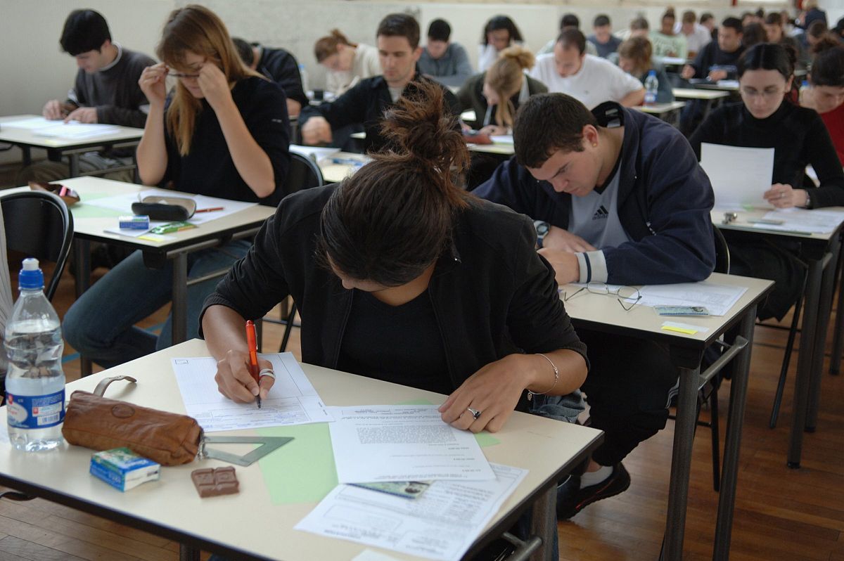 广西2022年初中毕业可以去中专学校吗