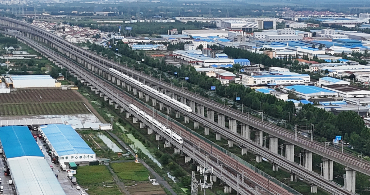 在成都铁路学校读高铁专业就能在高铁上工作吗