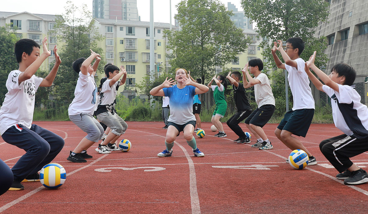 体育老师c一节课渺渺