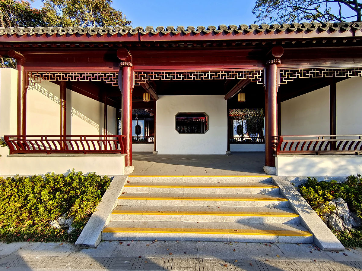 2020年重庆艺术工程职院旅游产品设计专业招生