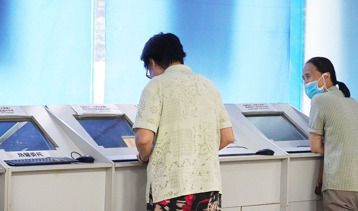 东营税务档案扫描: 数字化管理, 安全高效