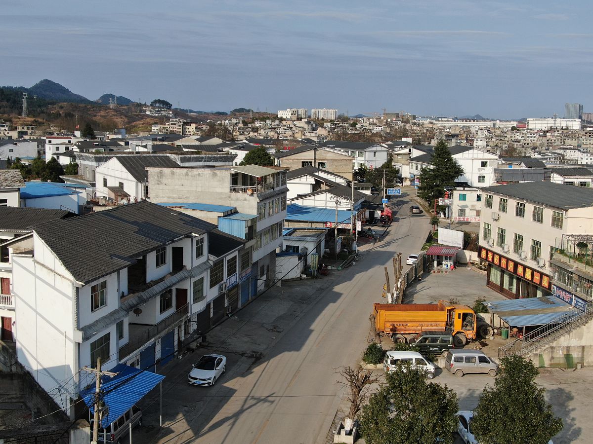 贵阳电子职业学校民航运输专业就业方向：航空公司、物流企业、政府机构、自主创业