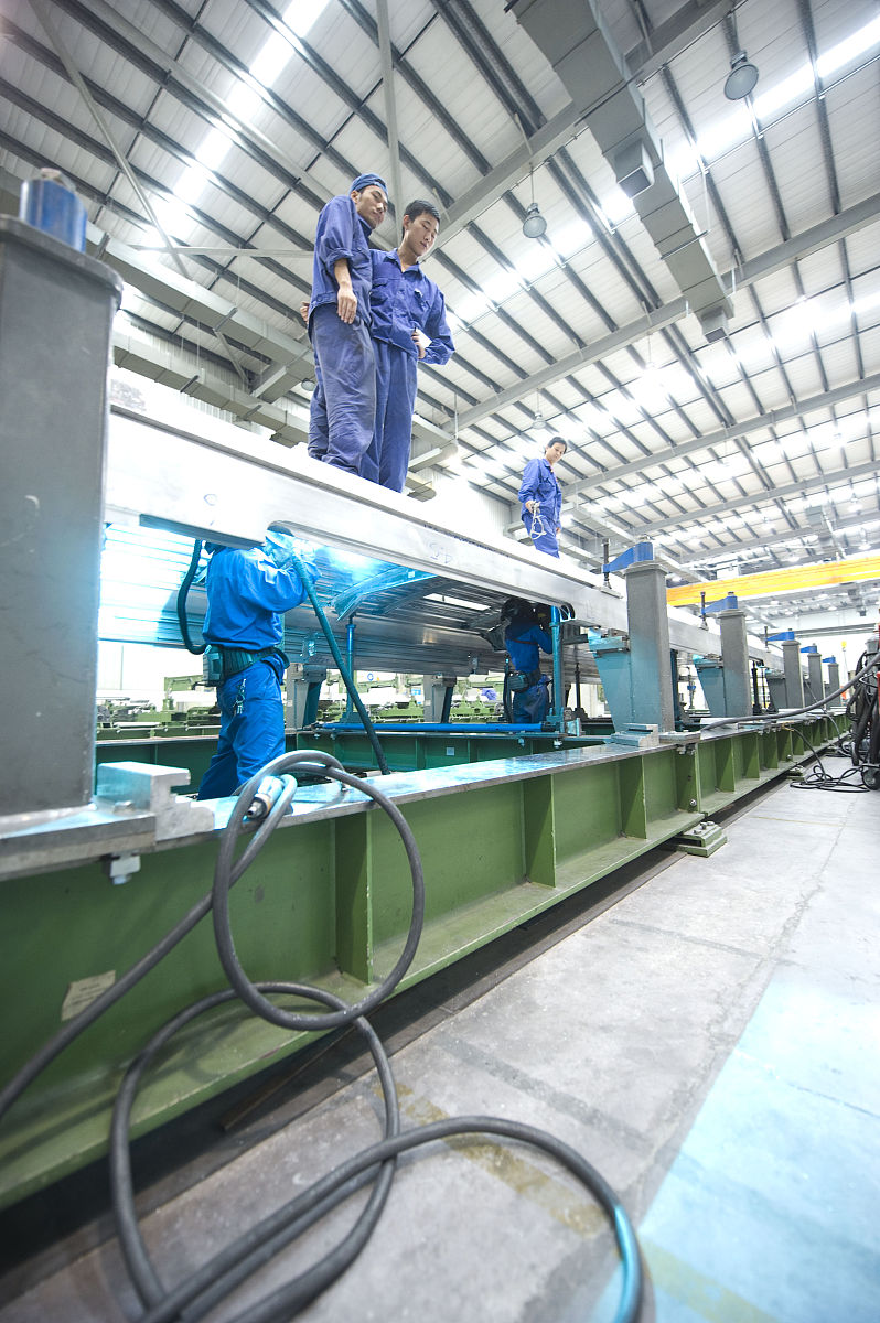 涂装车间滑橇清洁