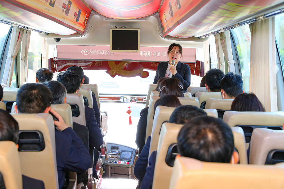 成都读高铁学校有哪些