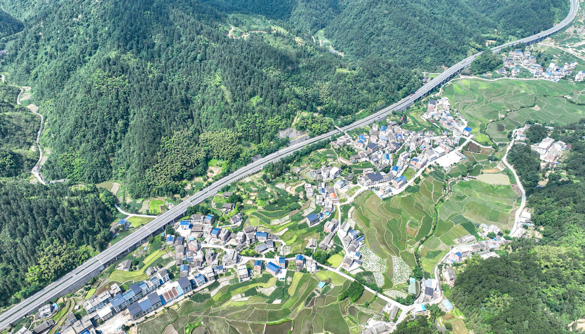 北流市扶新镇村镇道路改造项目项目产出方案