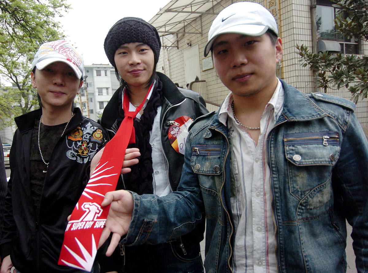 2007年4月7日,长沙,"快乐男生"长沙赛区决出首张pass卡,来自江西的kin
