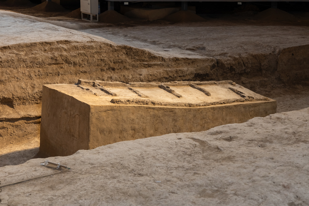 江西芦山村半坡头古墓葬遗址：西周时期珍贵文化遗产