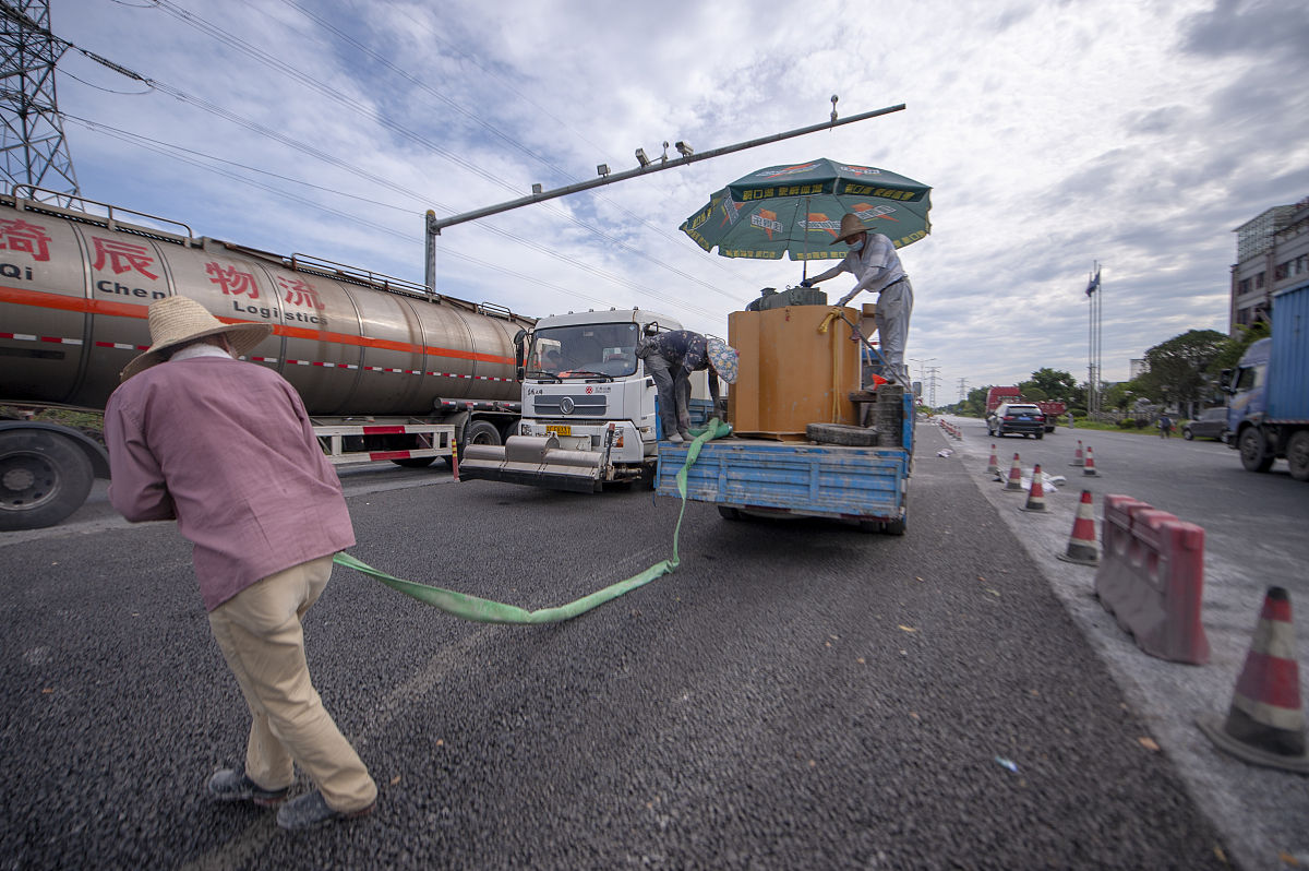 关于山西喜跃发道路建设养护集团有限公司的参观日记1000字