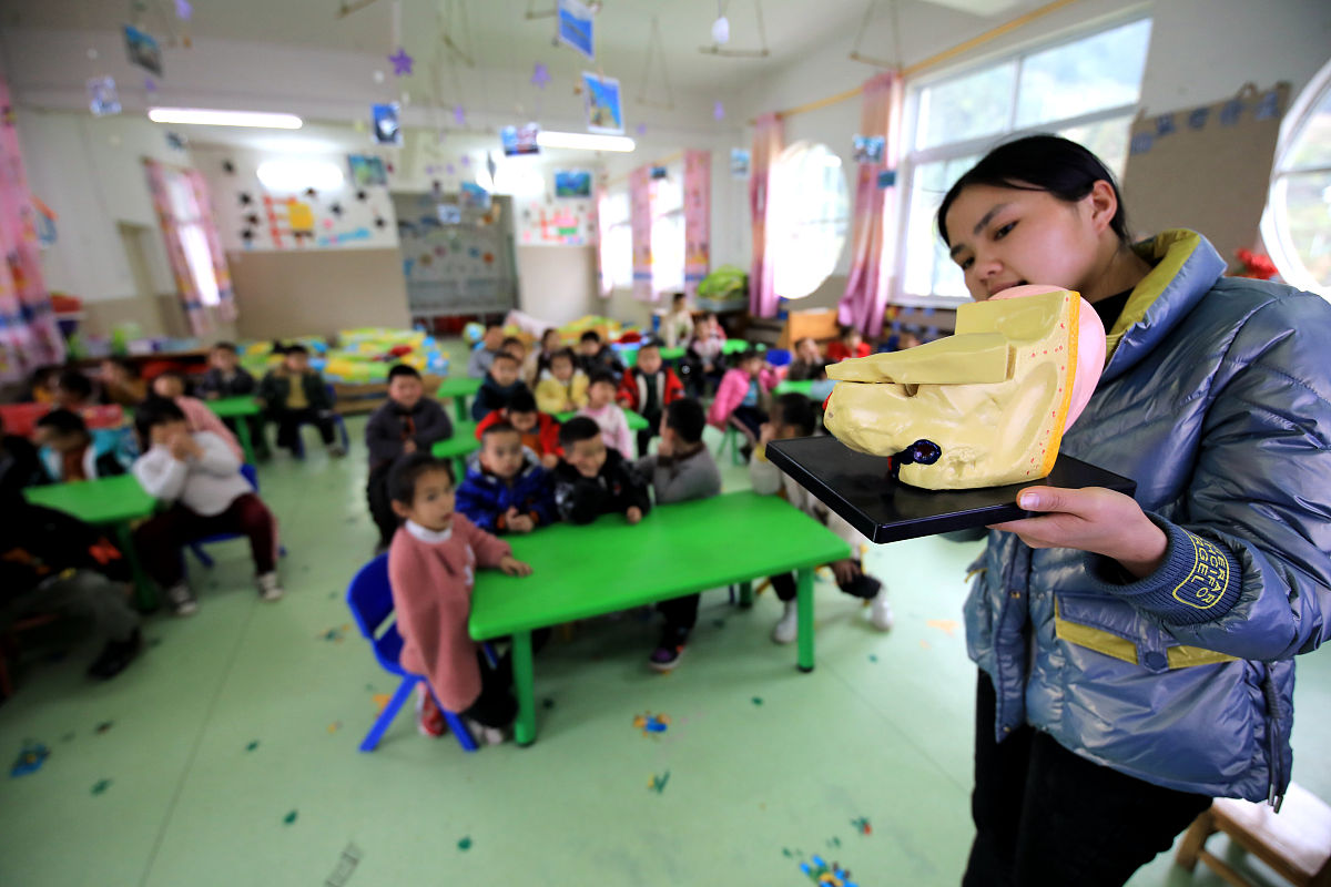 贵阳幼师学校如何帮助孩子养成良好习惯？家长必看！