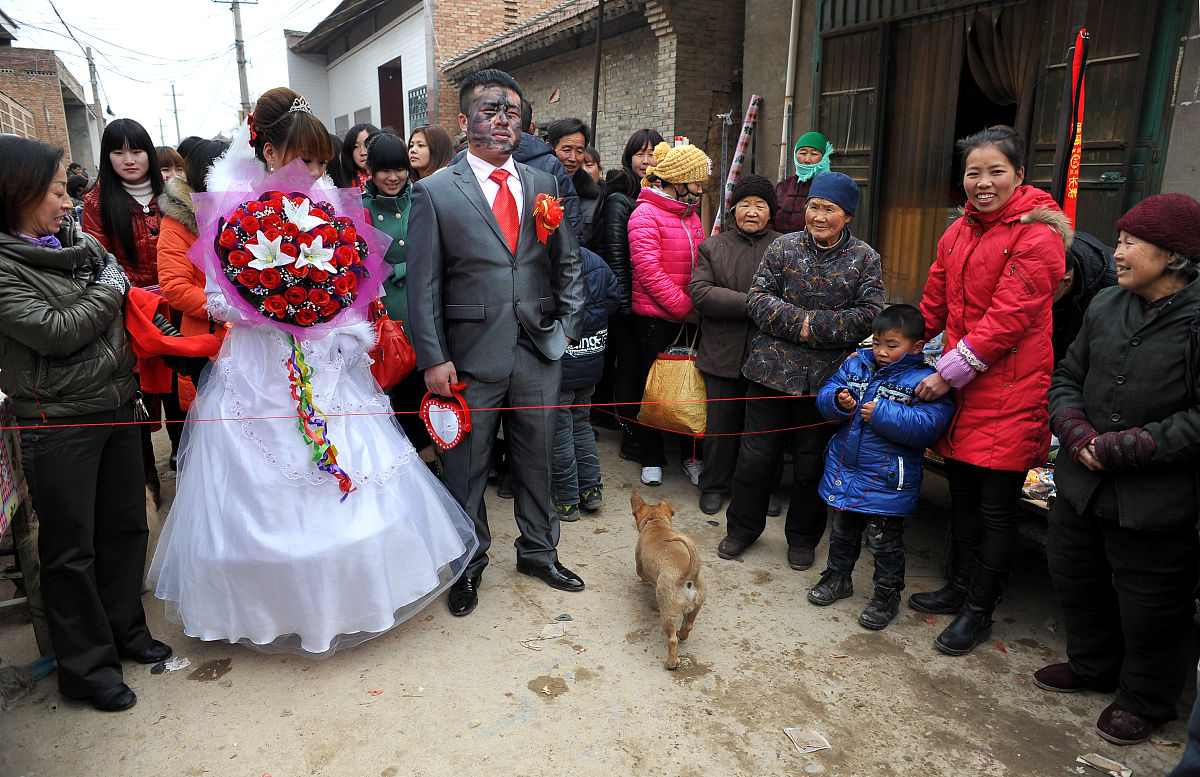 为什么农村的男孩子娶媳妇越来越难？写1000字文章