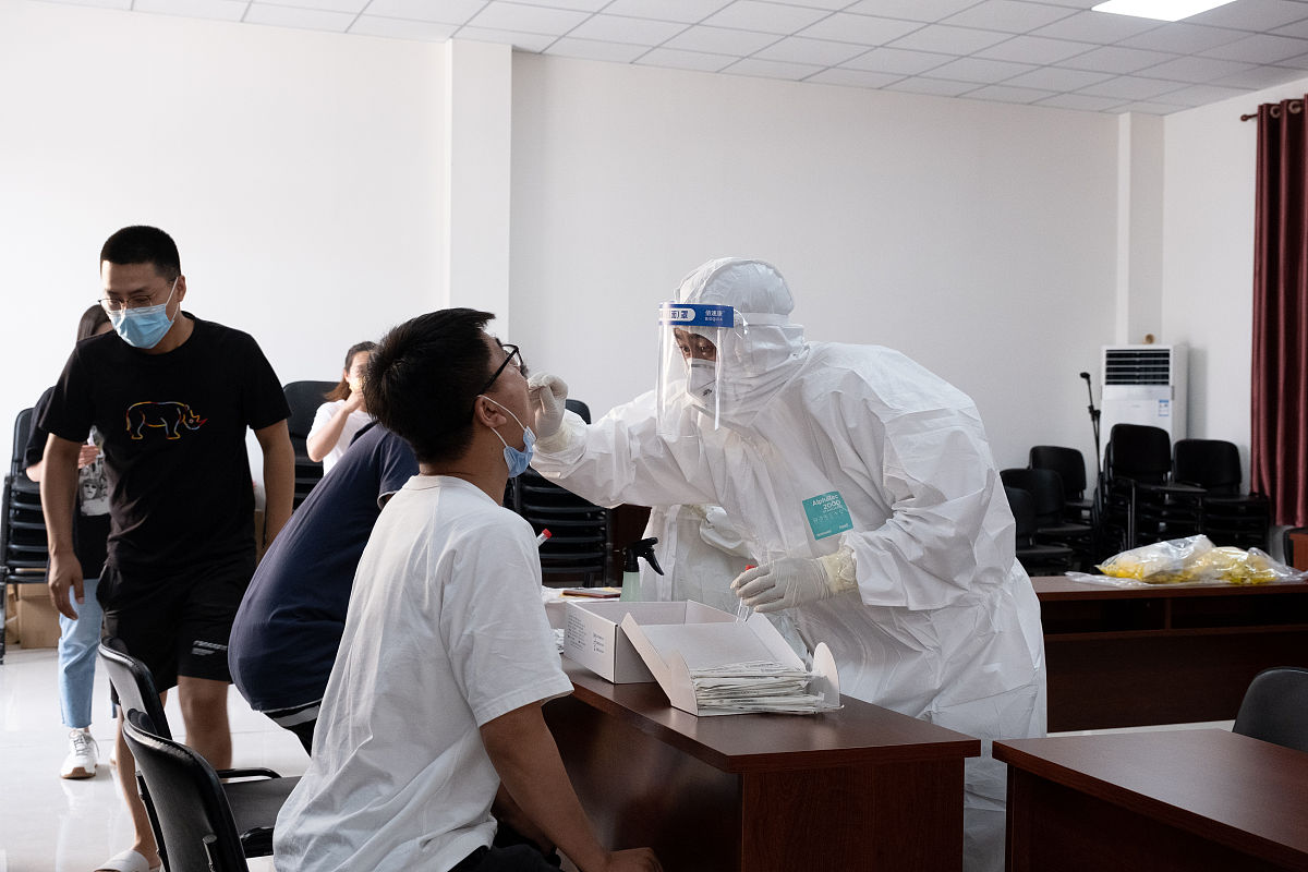 14个研发项目，其中10个为新兽药项目