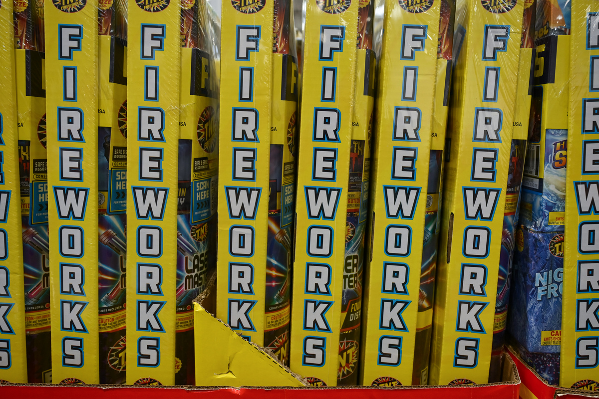 六块十二伏六十三安铅酸电池能和一块十二伏120安铅酸电池连接吗帮我用200字详细描述