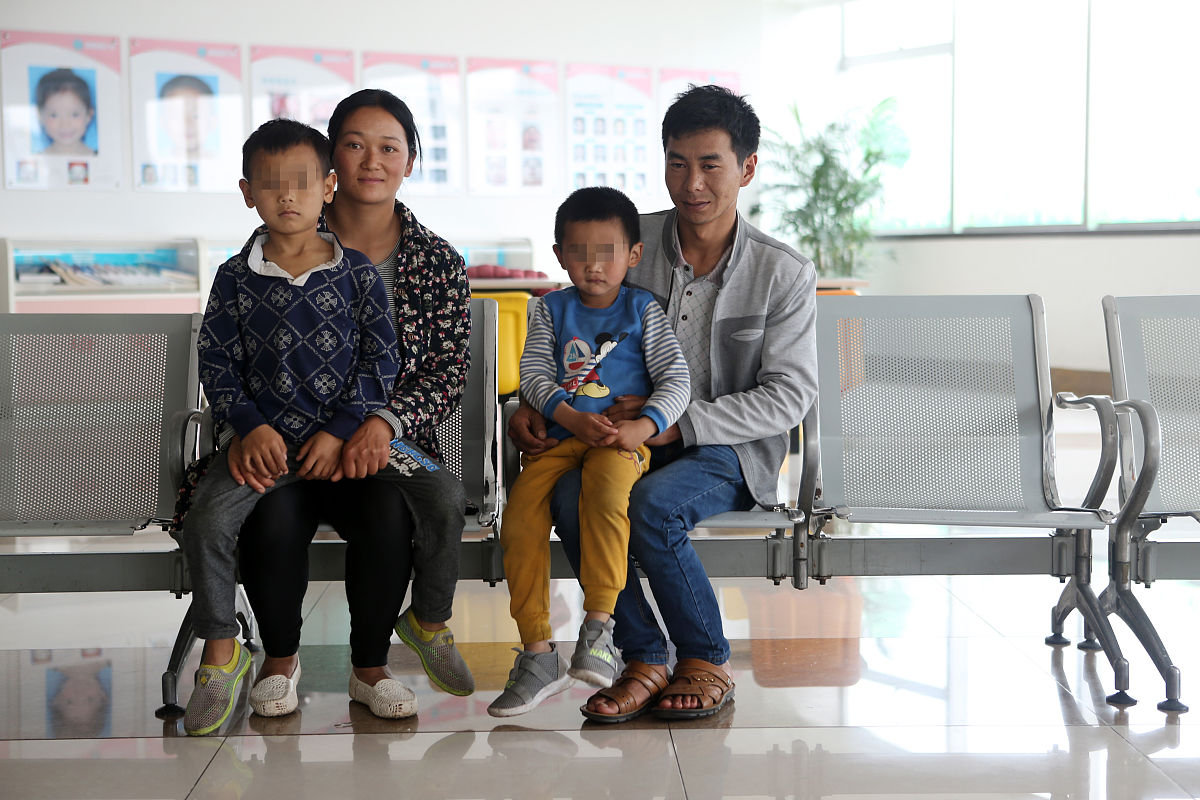 怎么去四川大学附设华西卫生学校？