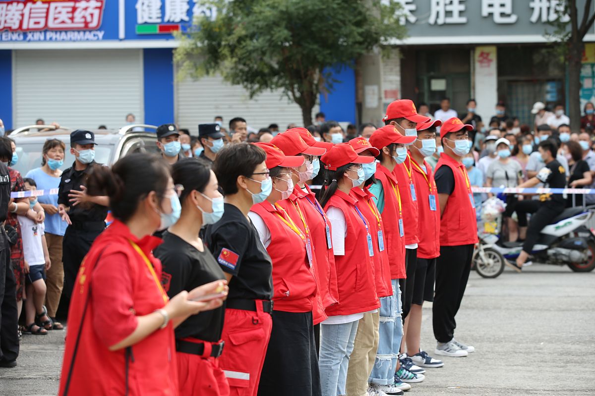 2020年7月8日,河北省廊坊市,文安县文安一中考点现场.