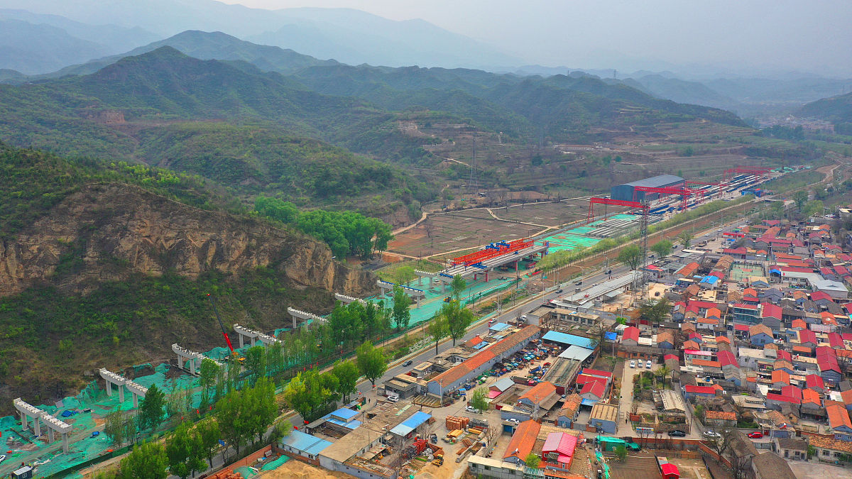 吕梁山连片贫困区：中国扶贫攻坚的典型案例