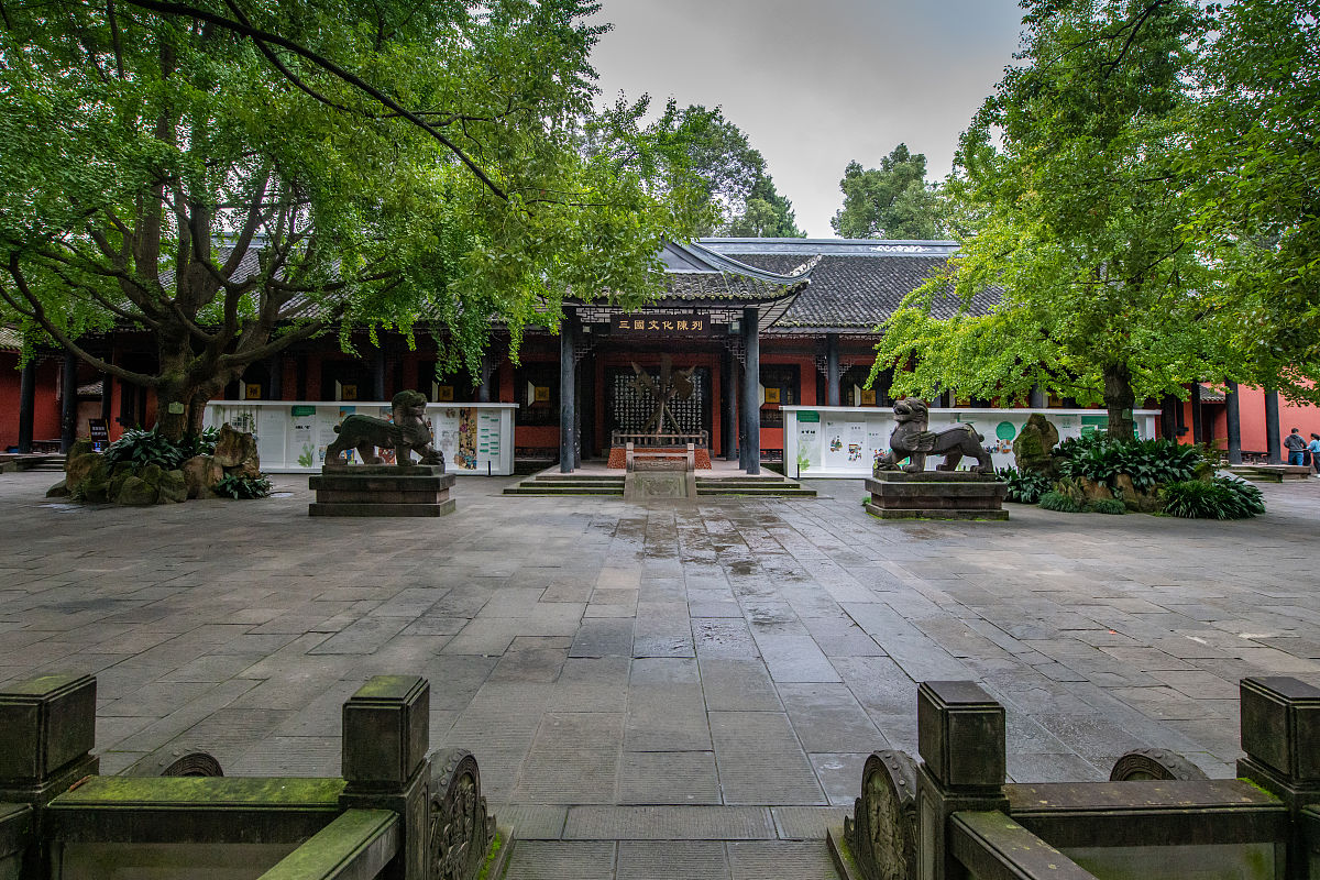 关于成都武侯祠结构特点并在最后注明引用的网址