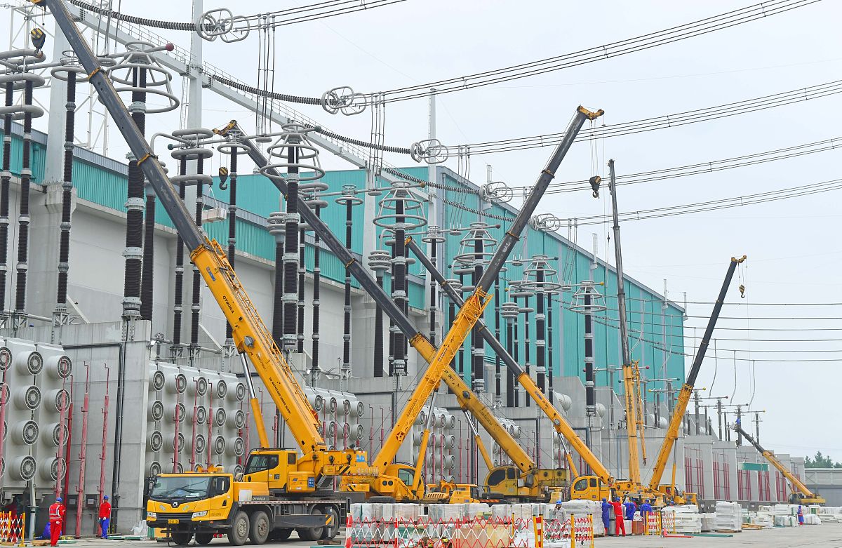 2020年重庆市新渝技工学校电气工程与自动化专业轨道牵引简介