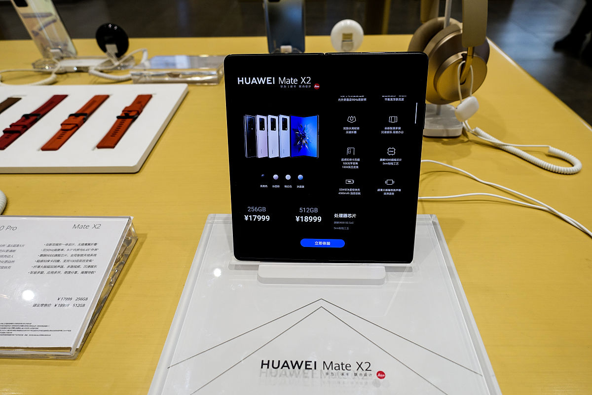智己LS6发布会：GPT-3.5 Turbo赋能新一代智能助手