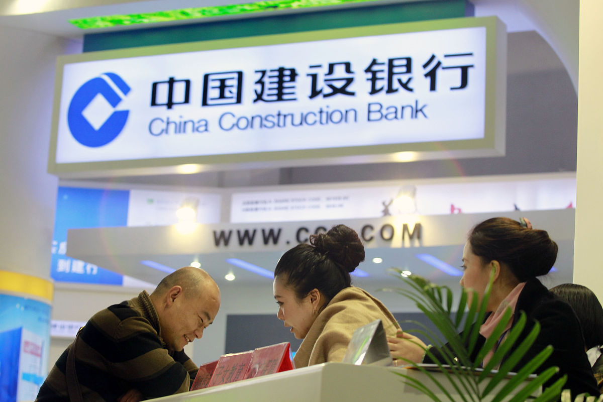 '东方不亮西方亮' 比喻的战略类型 - 单选题