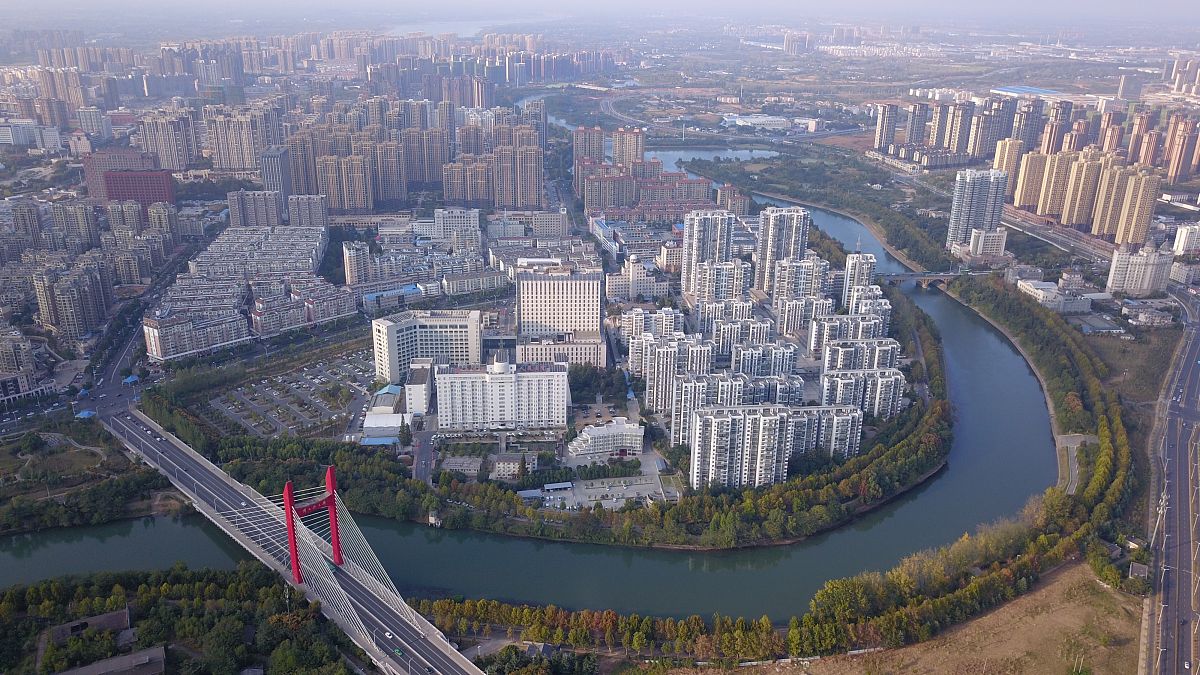 2019年10月3日,无人机航拍安徽六安市城市城市楼房,道路,绿化,环境.改