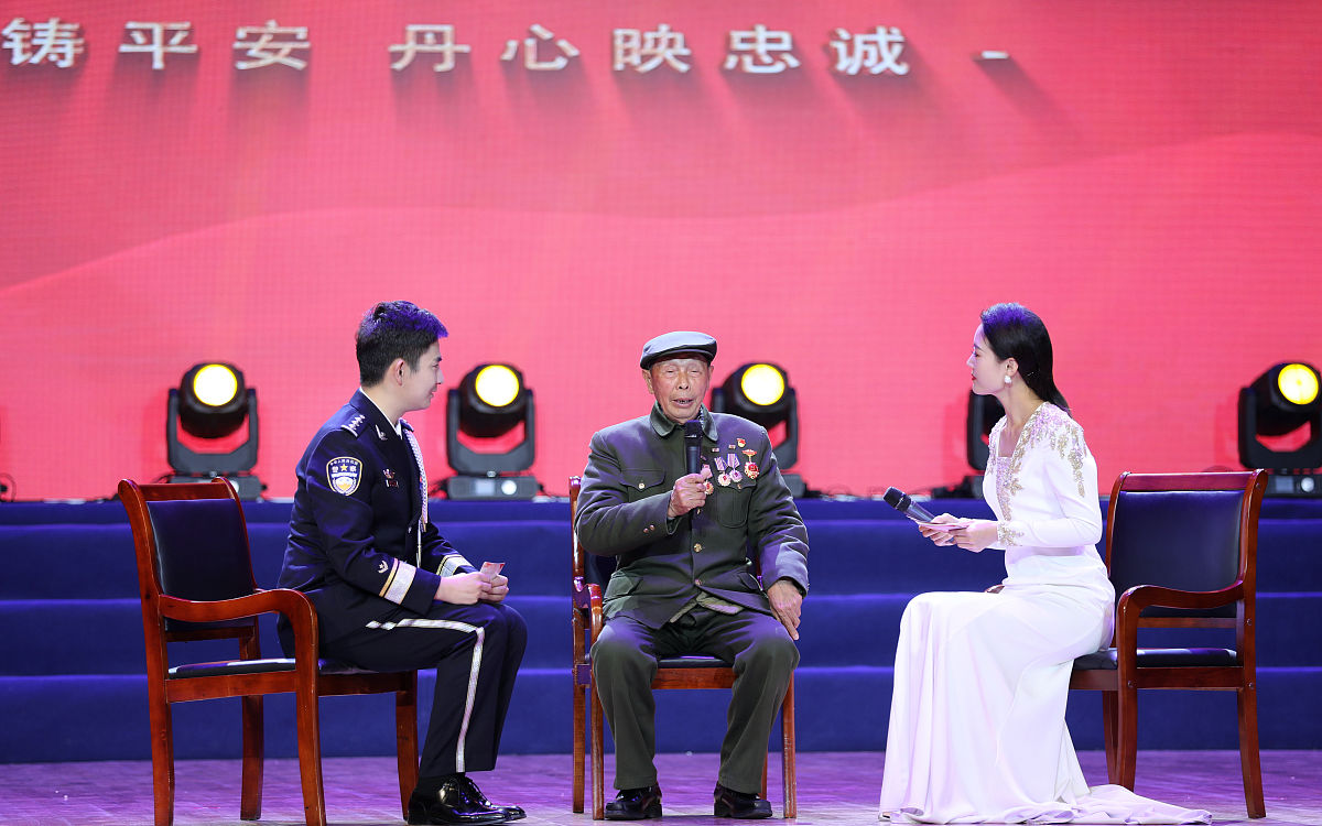 如何撰写500字实践报告：从学习内容到实践总结