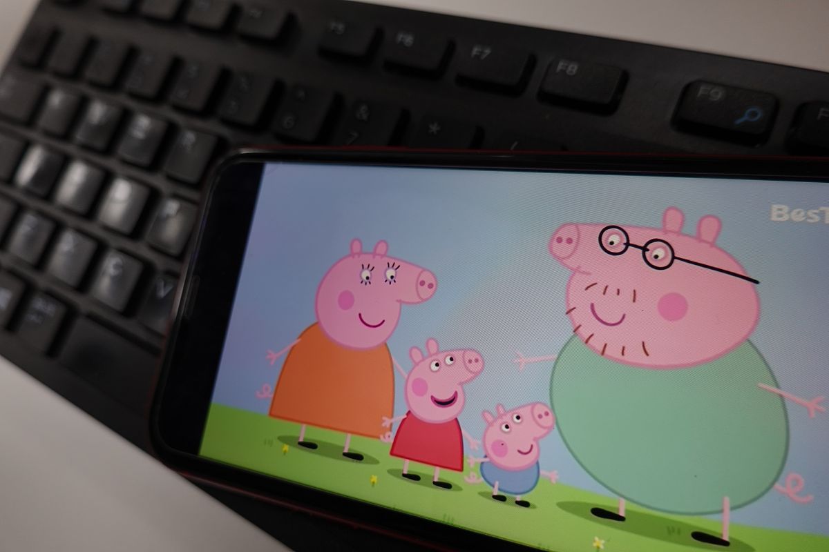 小猪佩奇的姐姐叫什么