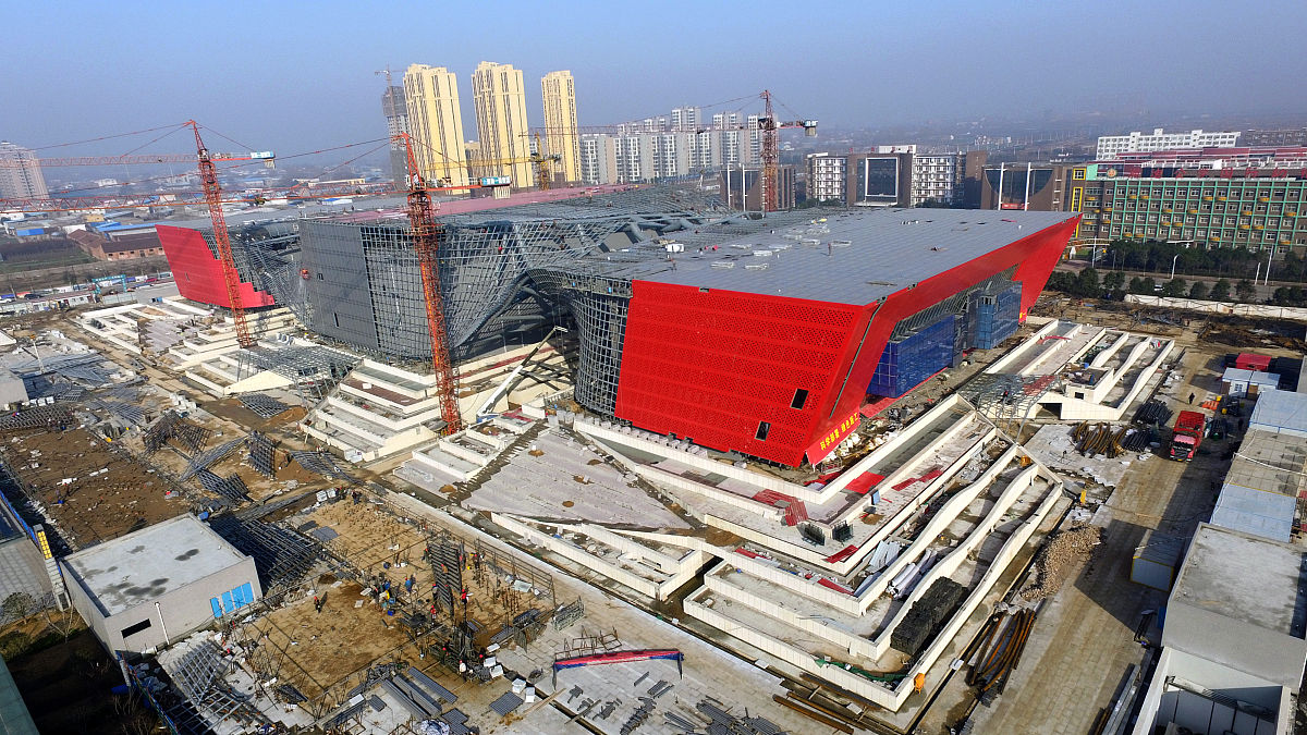 2017年2月24日,河南许昌,航拍的投资6亿元建筑面积7.3万平方米的许昌