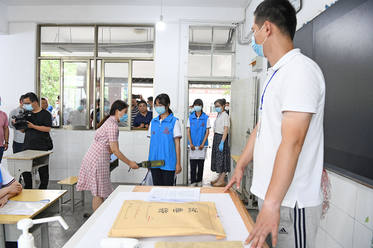 云南出版传媒技工学校：培养传媒技术工人的摇篮