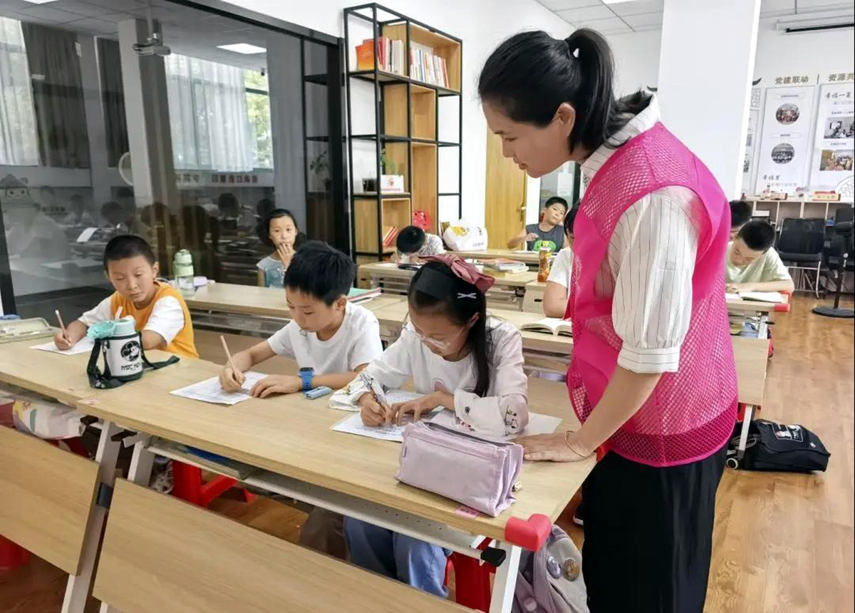 成都幼儿师范学校 - 培养优秀幼儿教师的摇篮