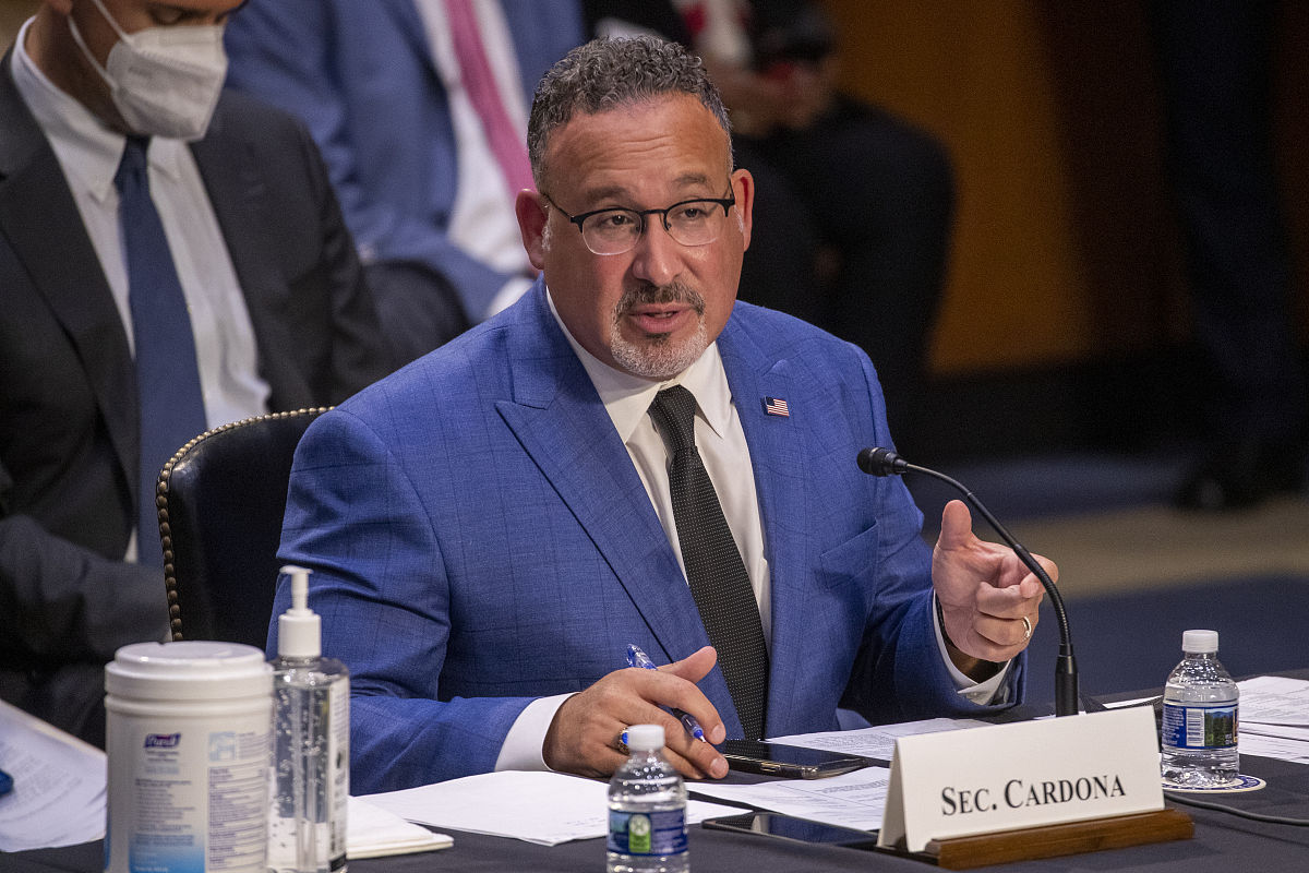 山东卫生学校药剂专业学习内容：掌握药物知识，技能，临床应用