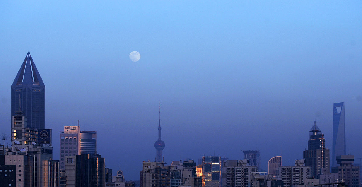 一年为什么是365天？地球公转揭秘