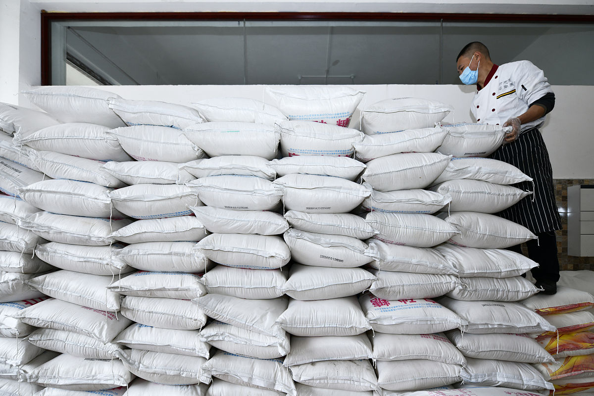 PC塑料老化断裂如何解决？有效处理方法及保养技巧