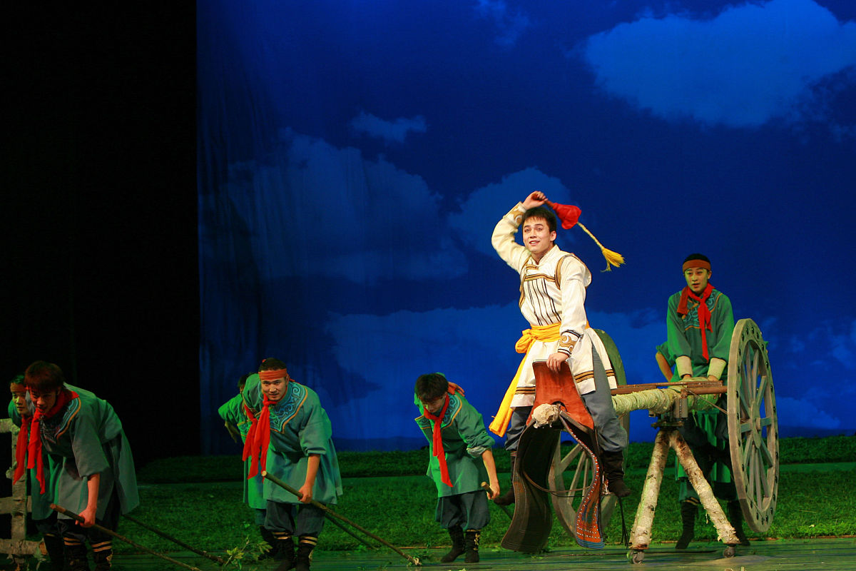 情景剧模板情景剧模板题目：_____________________________演出时间：__________________________演员：_____________________________情节：场景一：________________________________________________________角色：_____________________________