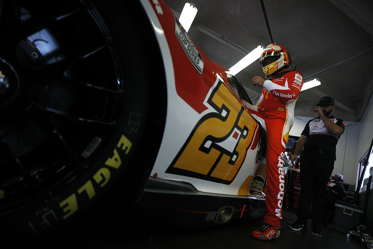 2022年2月15日,美国,2022nascar德通纳500汽车大赛2月15日赛况.dayton