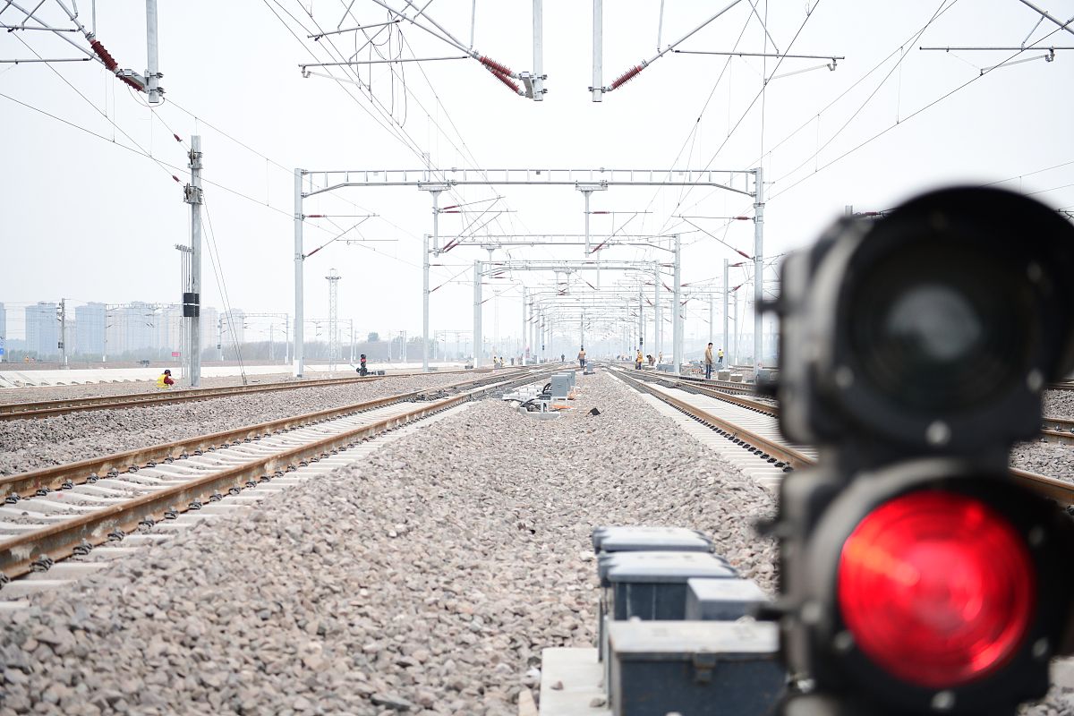 爬架施工安全指南：要点与注意事项