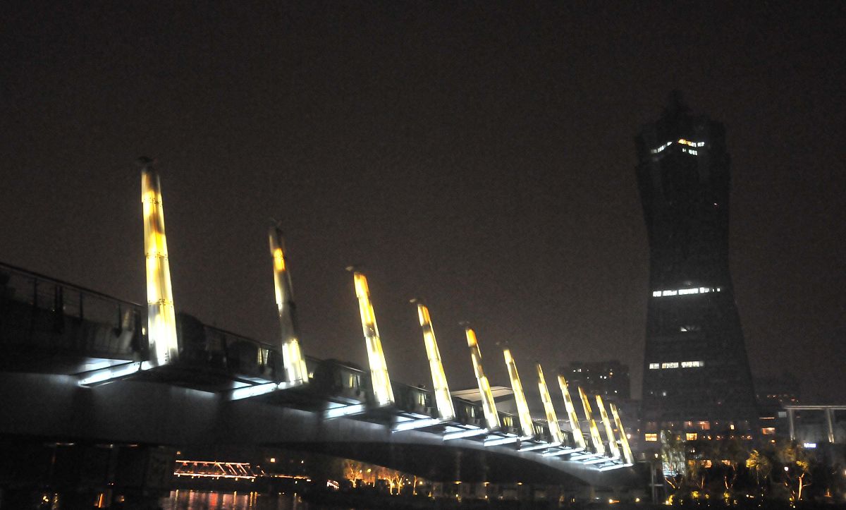 前向照明、后向照明、结构照明：应用场景解析