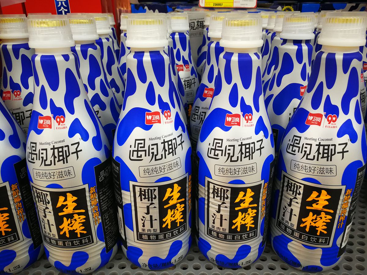椰子水市场规模：全球市场预计将以超过10%的年均复合增长率增长