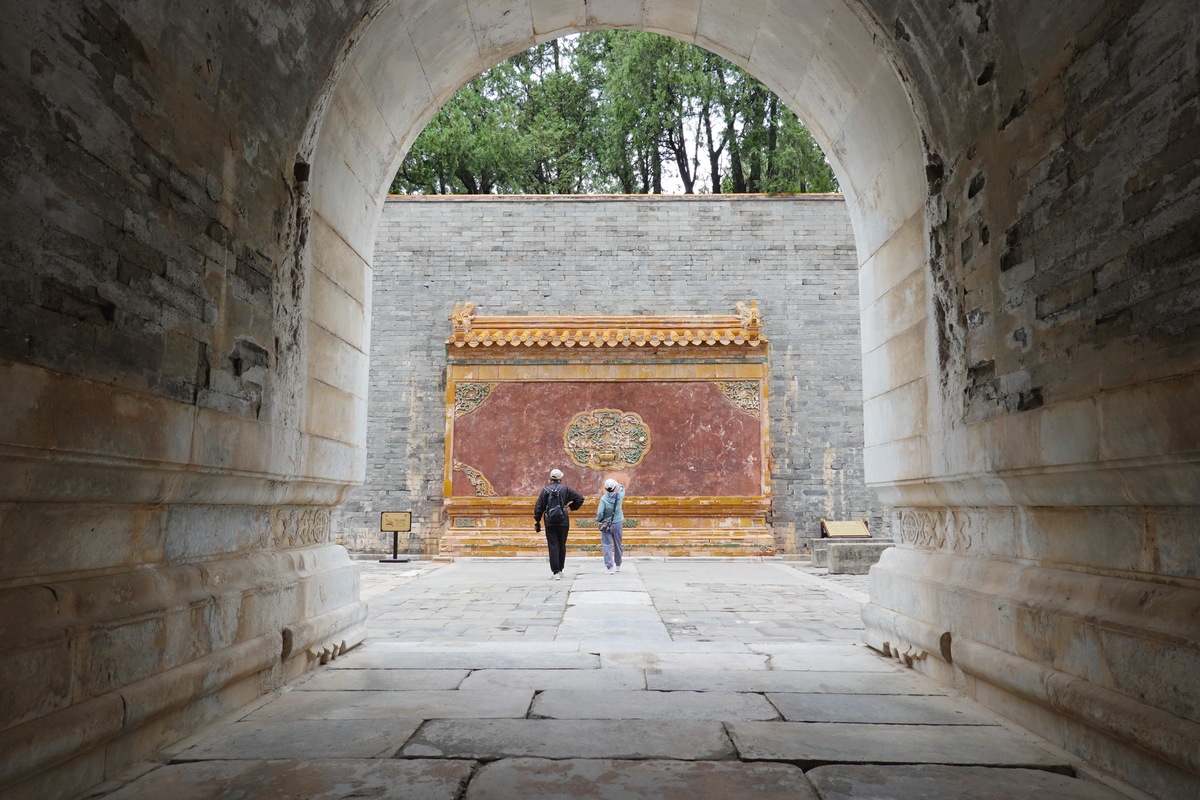 探访明神宗陵寝: 北京景陵深度游记