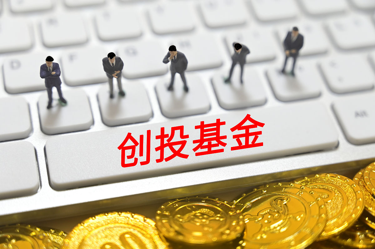 为贯彻落实深圳市城市合规体系建设中关于推进企业合规、社会组织合规的重要部署,持续优化辖区法治营商环境,引导企业积极开展企业合规建设工作,助推经济高质量发展写一份企业合规建设宣讲会的参会的区政府领导致词,要求每段话的开头对仗工整,字数在1000字左右 为贯彻落实深圳市城市合规体系建设中关于推进企业合规、社会组织合规的重要部署,持续优化辖区法治营商环境,引导企业积极开展企业合规建设工作,助推经济高质量发展写一份企业合规建设宣讲会的参会的区政府领导致词,要求每段话的开头对仗工整,字数在1000字左右