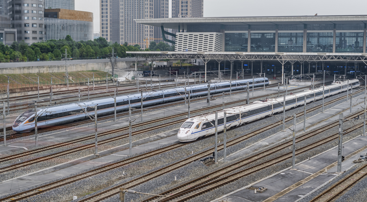 2025年我国高速铁路里程将建设38万公里左右整个铁路网规模将会有175万公里左右