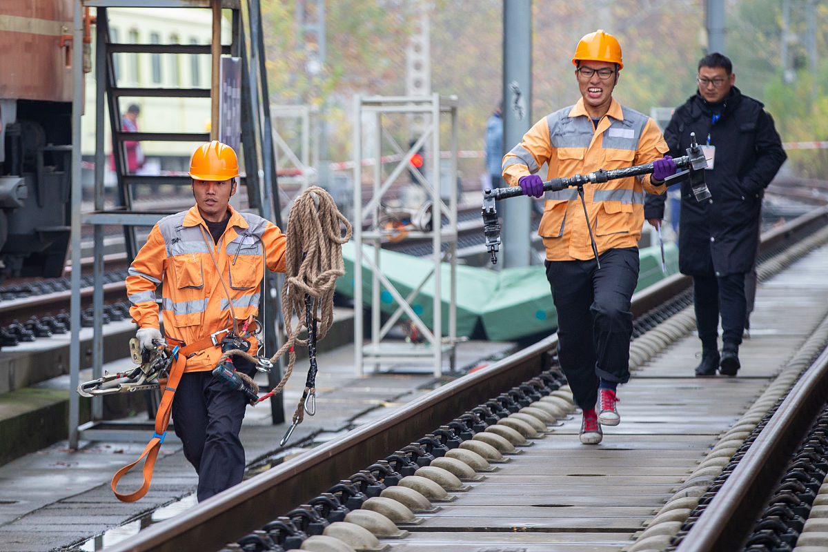 成都铁路学校铁路工程测量专业怎么样