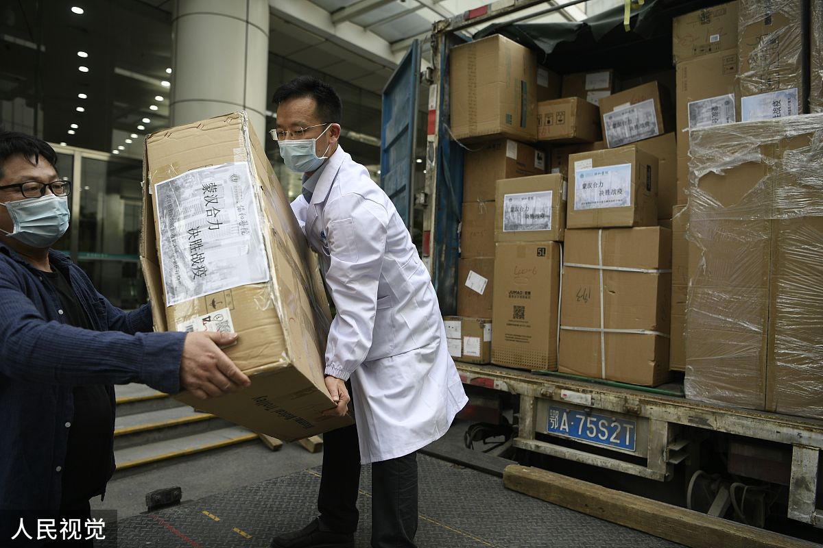 自发性液气胸的呼吸护理：改善症状和恢复肺功能