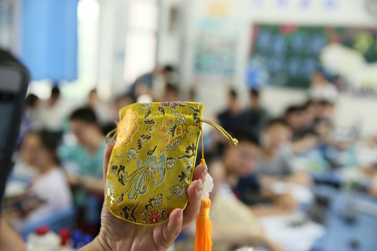 高中开学第一课班委感言：团结一致，共创美好未来
