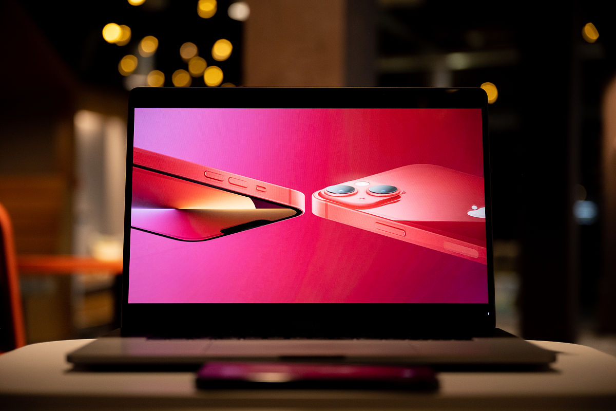 苹果14微信分身版安装时提示无法安装应用因为无法验证其完整性帮我用200字详细描述