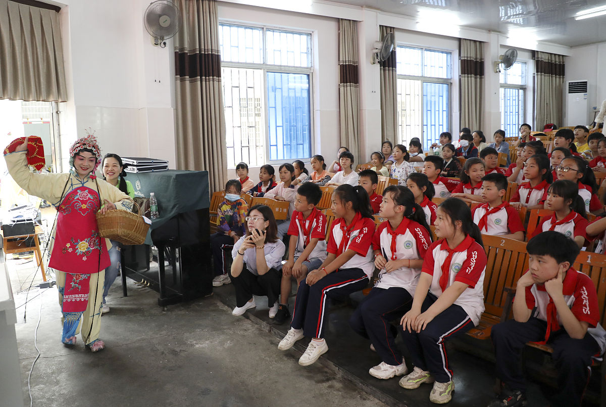 2019富顺县特殊教育学校招生专业及计划