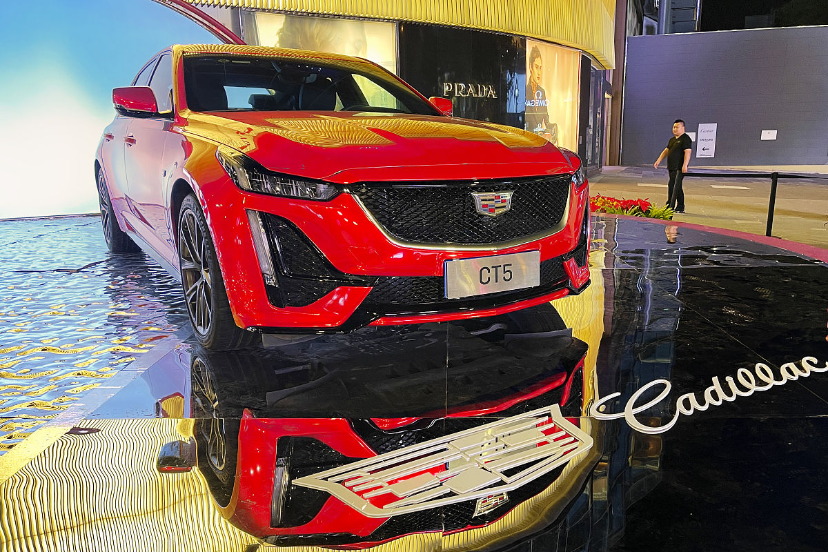 在中国税前九千块钱计划在两年内买凯迪拉克ct5