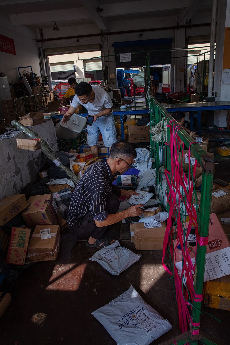 选择报读重庆职业学校物流管理专业如何？