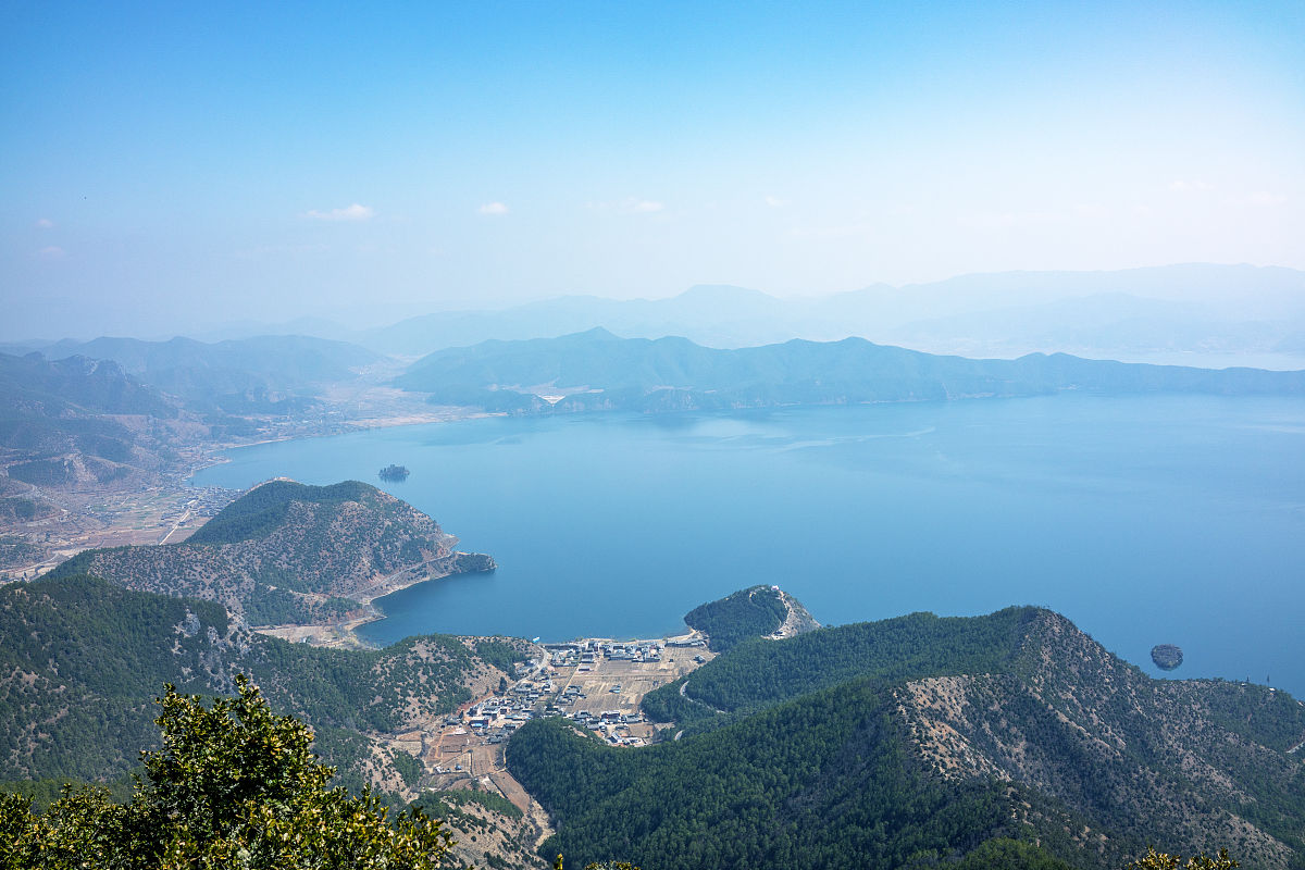 2019年凉山州职业技术学校中职中专招生简章 - 培养高素质技术人才