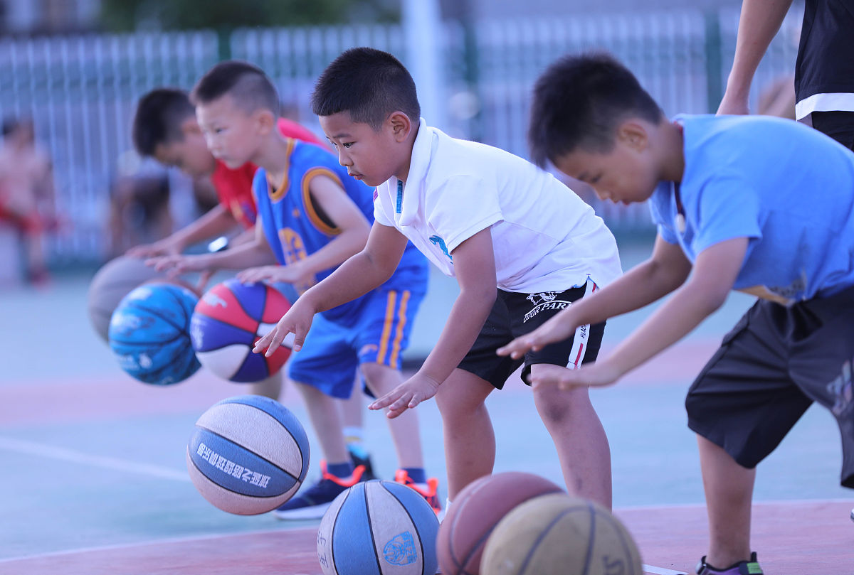 五年级体育教案:篮球运球技巧与比赛 五年级体育教案:篮球运球技巧与比赛