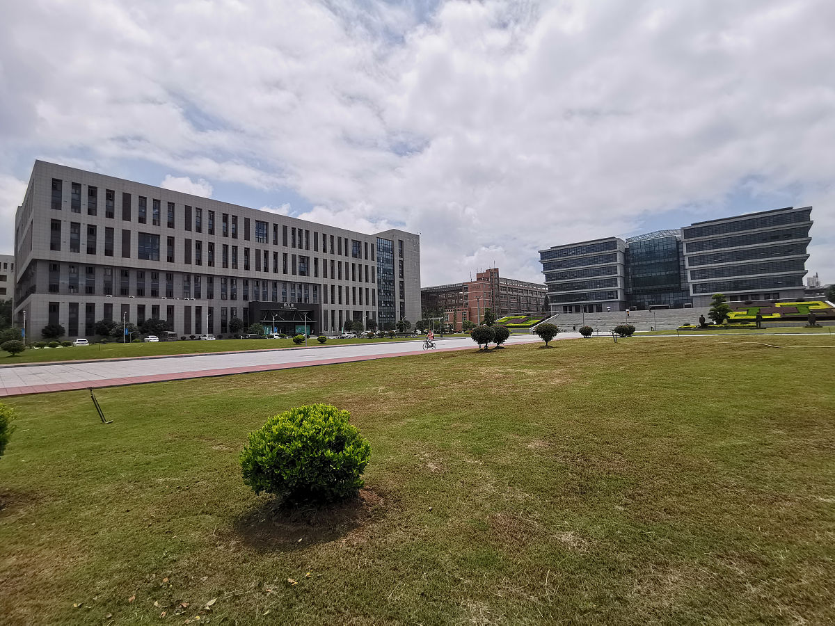 贵州省电子工业学校什么专业好